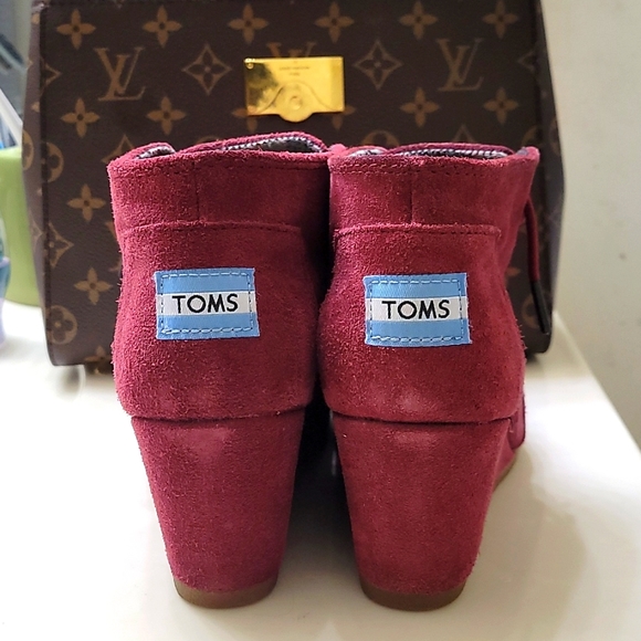 TOMS Wedge - Picture 1 of 7
